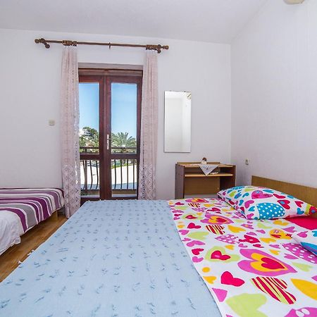 Apartments And Rooms Drpic Splitska Extérieur photo
