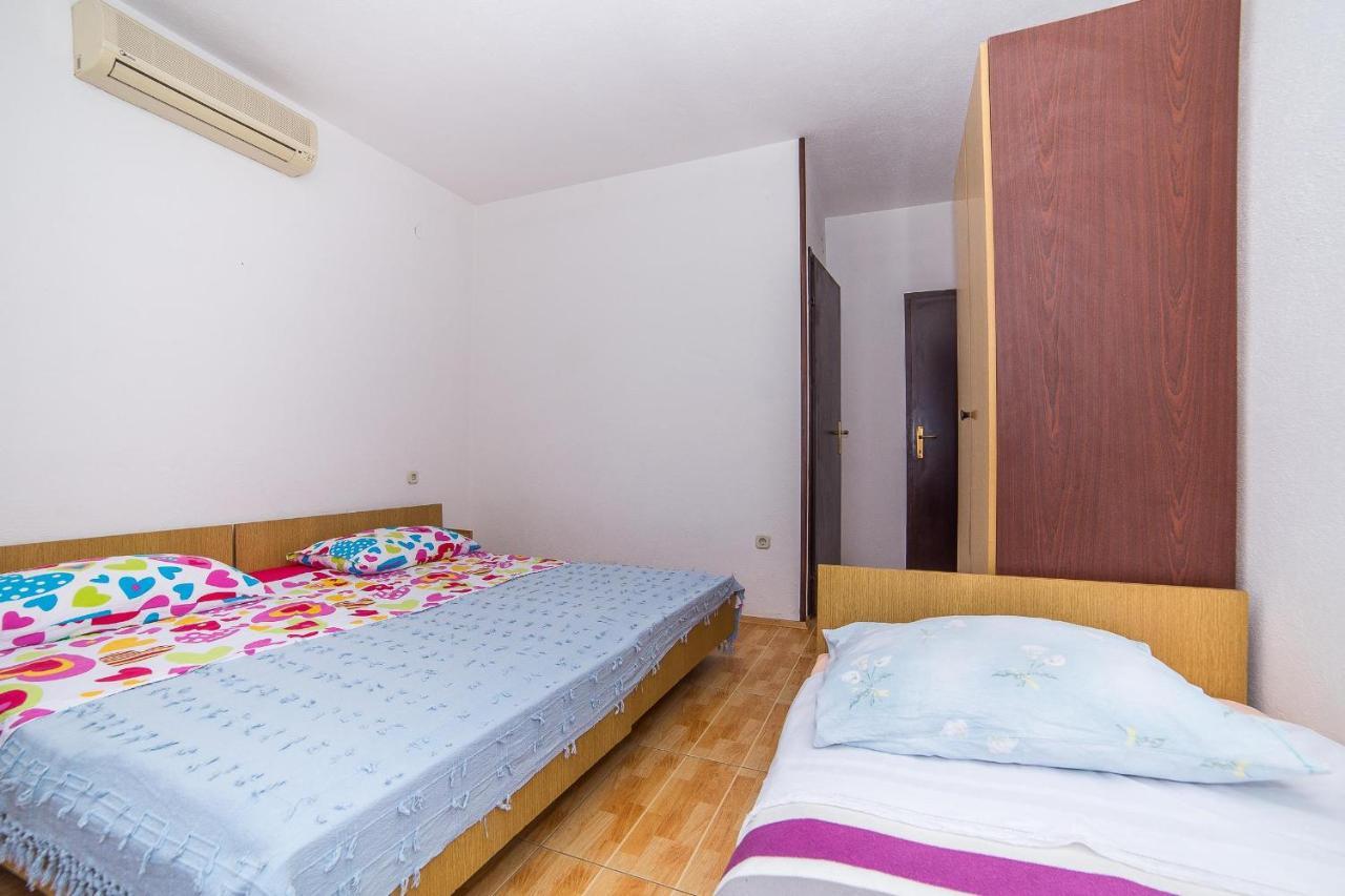 Apartments And Rooms Drpic Splitska Extérieur photo